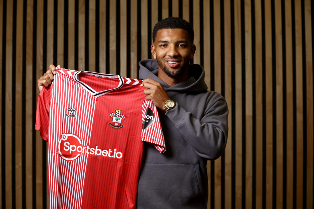 Southampton Unveil New Signing Mason Holgate