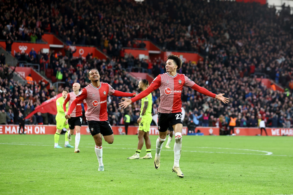 Southampton FC v Huddersfield Town - Sky Bet Championship