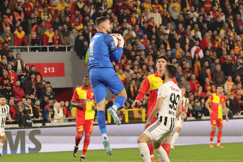 Goztepe v Altay - TFF 1st League